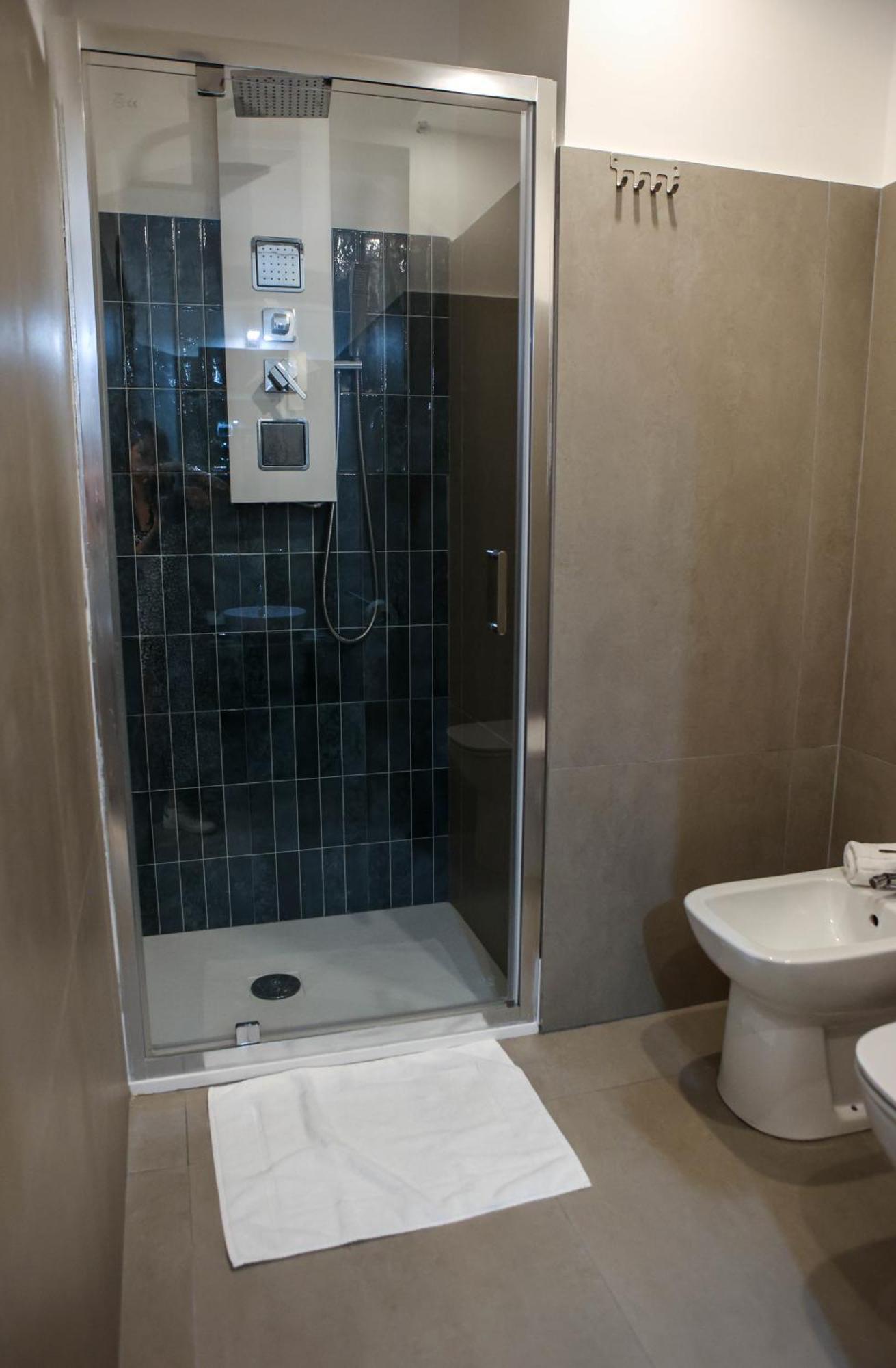 B&B Suites&Rooms Piazza Dei Martiri Catania Eksteriør bilde