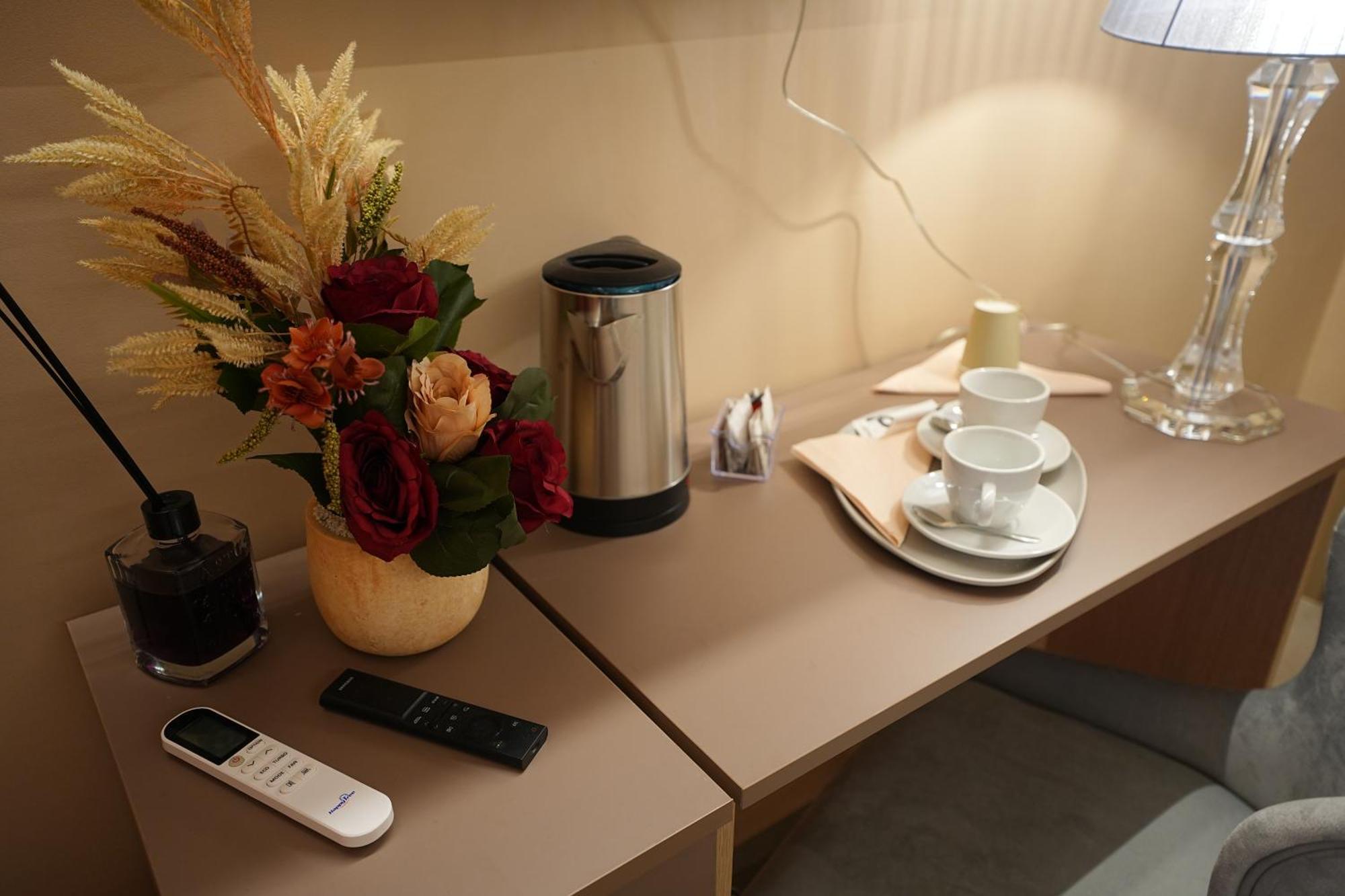 B&B Suites&Rooms Piazza Dei Martiri Catania Rom bilde