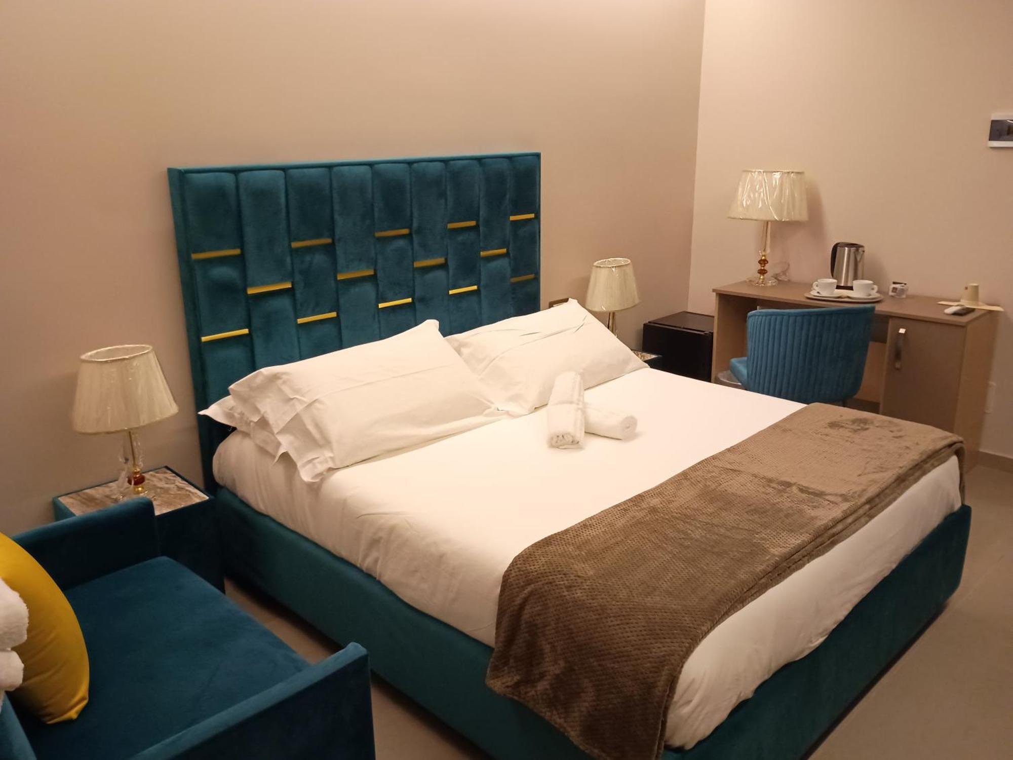 B&B Suites&Rooms Piazza Dei Martiri Catania Eksteriør bilde
